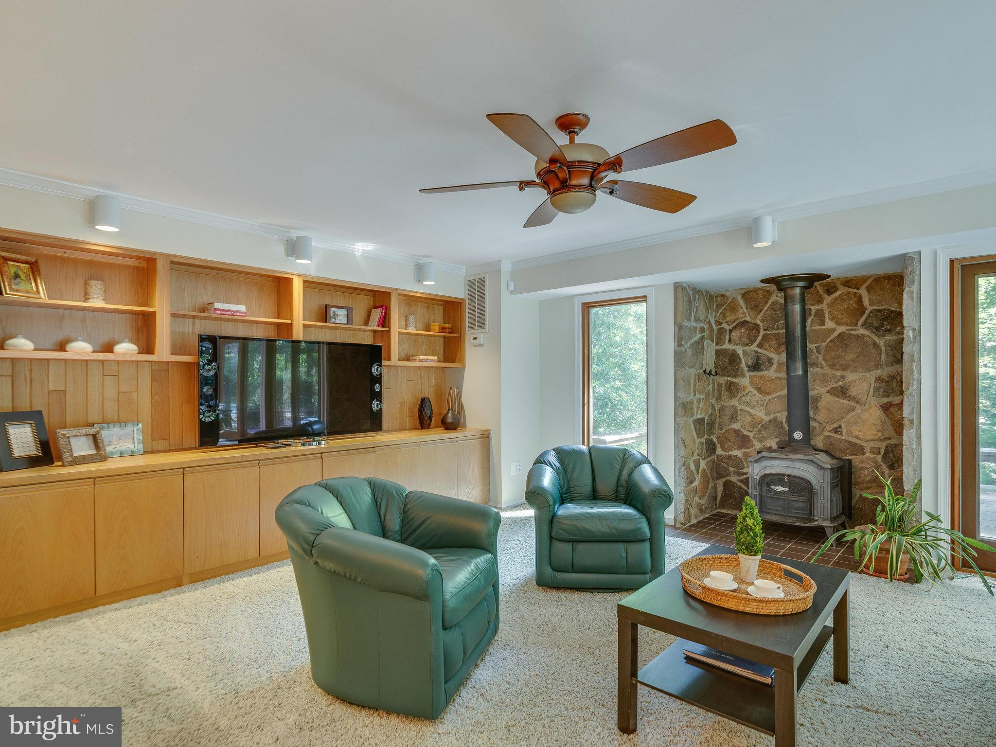 10901 Lawyers Road Reston, VA 20191 - Photo 10 of 30 Family Room