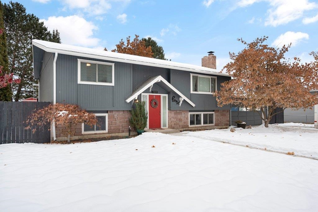 1105 South St Charles Road Spokane Valley, WA 99037 - Photo 1 of 31