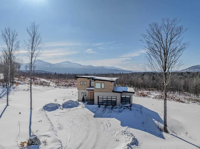 $2,495,000 | 289 Ledgewood Drive, Bethlehem, NH 03574
