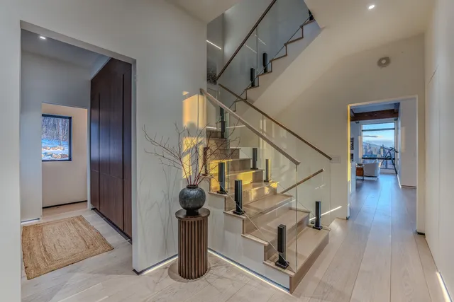 $2,575,000 | 289 Ledgewood Drive, Bethlehem, NH 03574