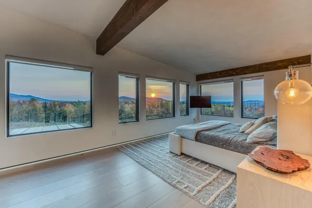 $2,575,000 | 289 Ledgewood Drive, Bethlehem, NH 03574