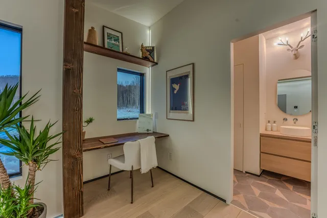 $2,575,000 | 289 Ledgewood Drive, Bethlehem, NH 03574