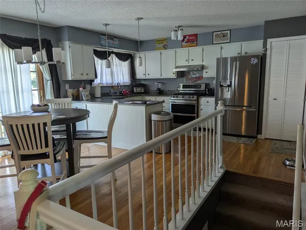$345,000 | 1208 Colby Drive, St. Peters, MO 63376