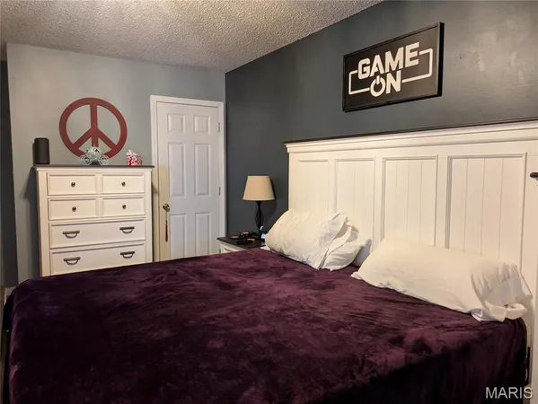 $345,000 | 1208 Colby Drive, St. Peters, MO 63376