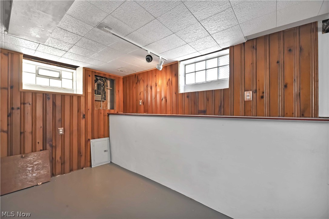 3422 Ralph Avenue Cleveland, OH 44109 - Photo 32 of 35 Gallery Image 32