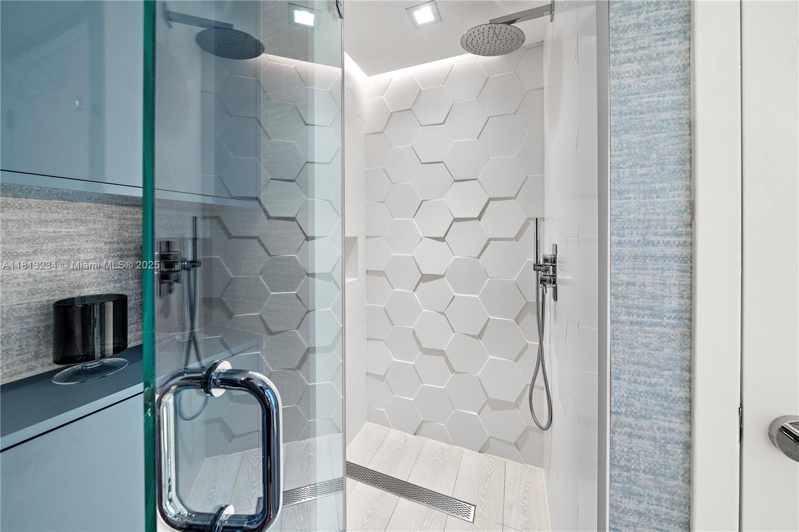 1500 Ocean Drive, Unit 910 Miami Beach, FL 33139 - Photo 10 of 40 a bathroom with a shower