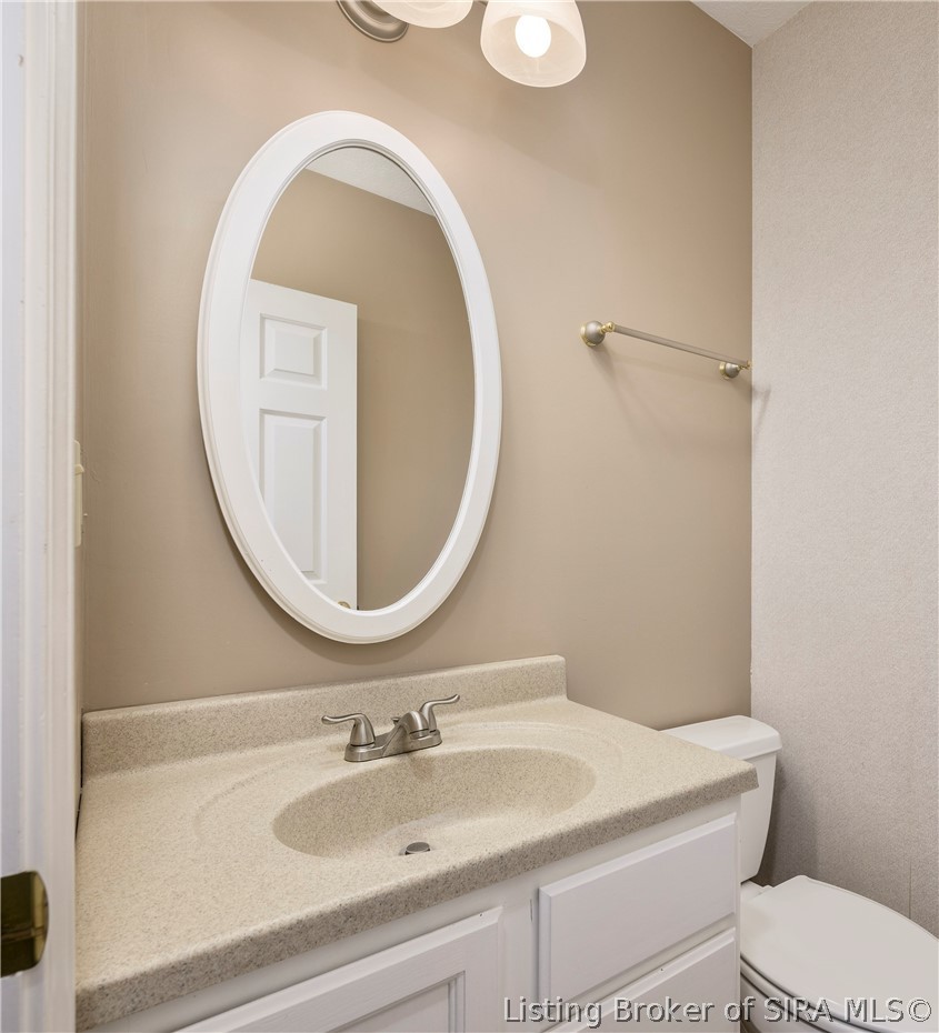 2900 Middle Road, Unit 27 Jeffersonville, IN 47130 - Photo 21 of 26 Half bath