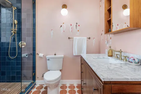$1,049,000 | 2537 Crestmoore Place, Los Angeles, CA 90065