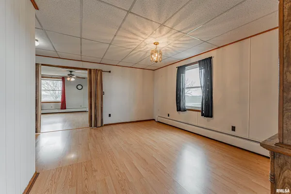 $249,900 | 543 1500th Avenue, Mount Pulaski, IL 62548