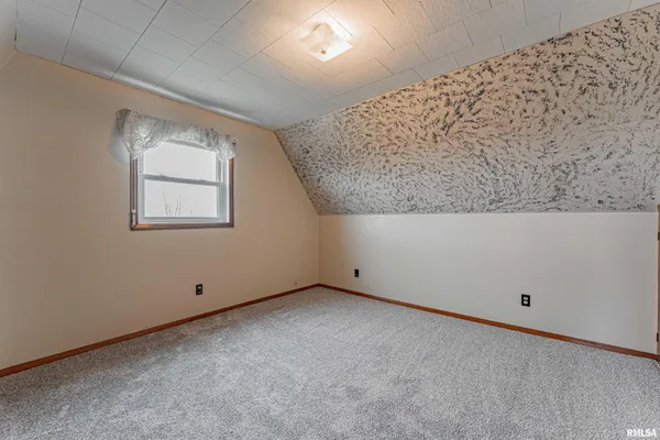 $249,900 | 543 1500th Avenue, Mount Pulaski, IL 62548