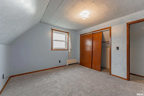 $249,900 | 543 1500th Avenue, Mount Pulaski, IL 62548