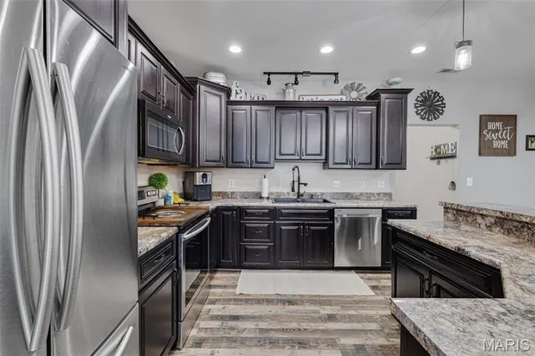 $729,900 | 10076 Puckett Road, Potosi, MO 63664