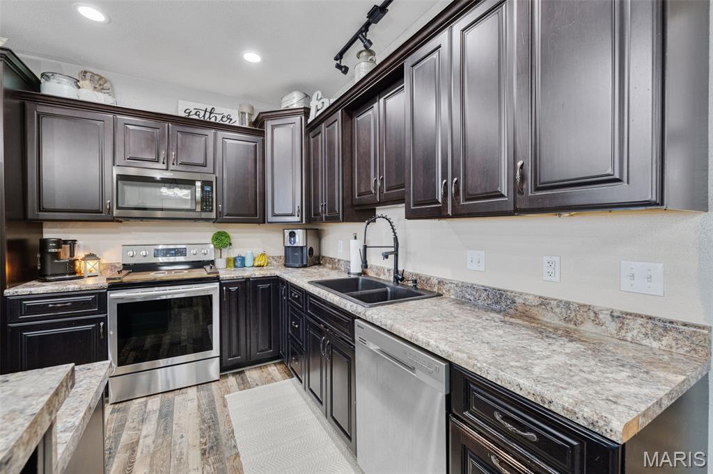 10076 Puckett Road Potosi, MO 63664 - Photo 9 of 54