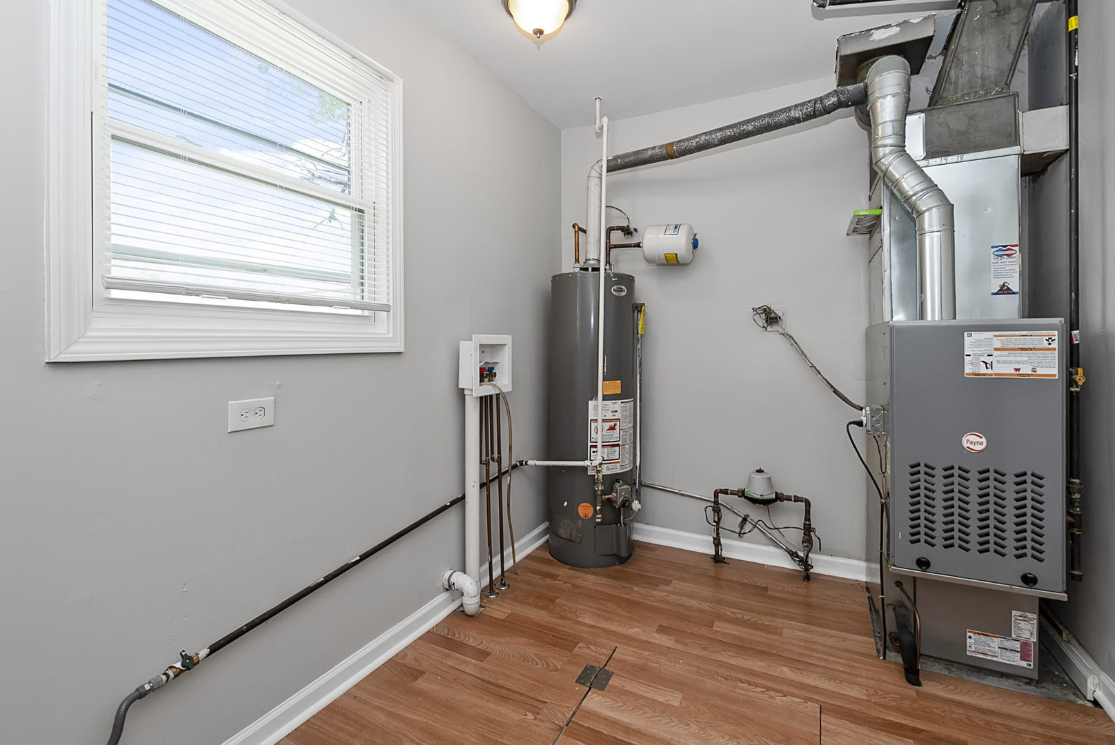 11700 South Harding Avenue Alsip, IL 60803 - Photo 17 of 17 a view of gym equipment with wooden floor