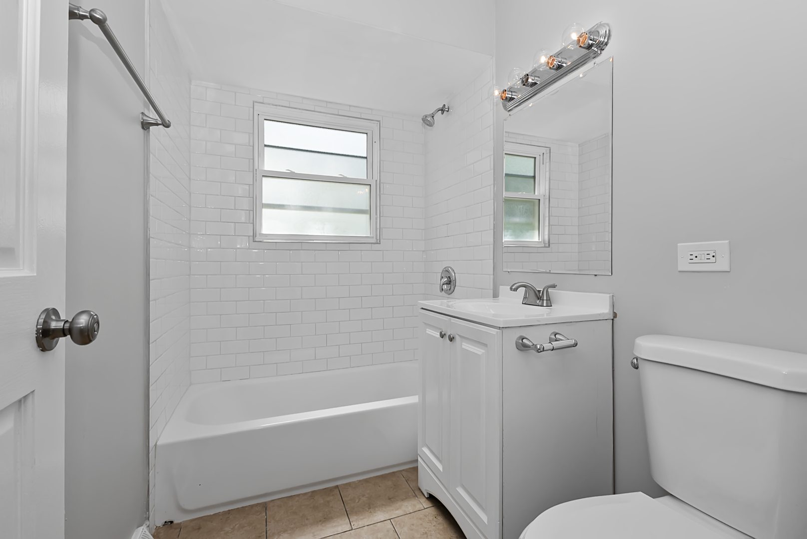 11700 South Harding Avenue Alsip, IL 60803 - Photo 10 of 17 a bathroom with a sink toilet and shower