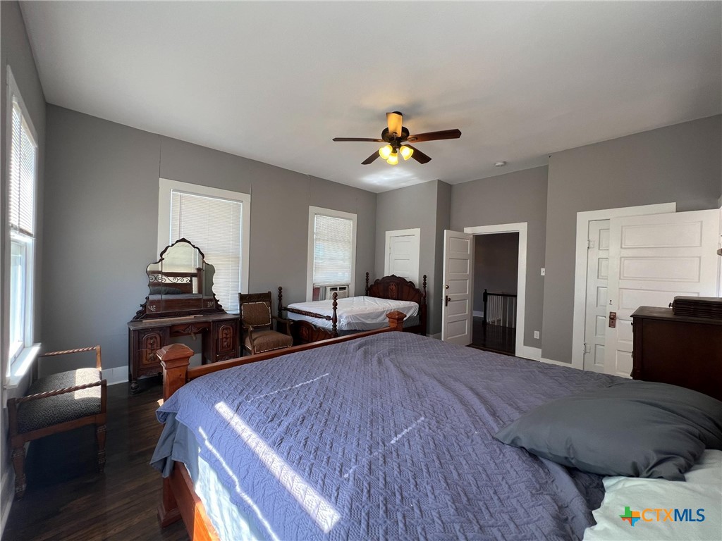 909 Power Street Refugio, TX 78377 - Photo 14 of 47
