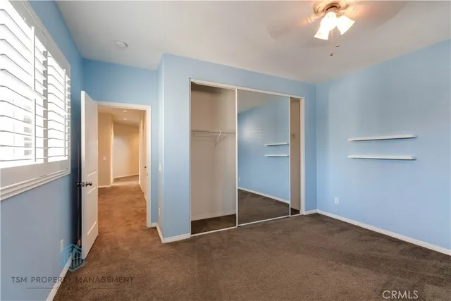 a view of livingroom with hardwood