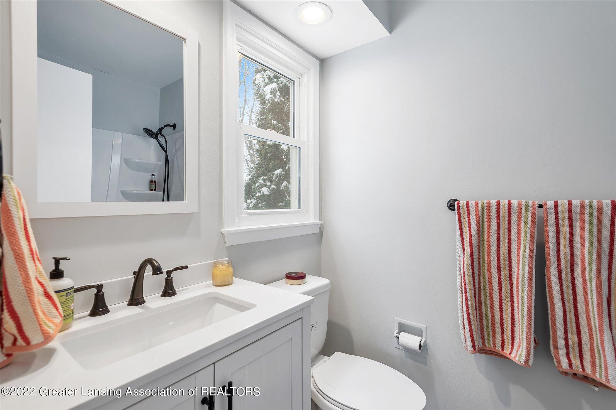 6740 Lansdown Drive Dimondale, MI 48821 - Photo 26 of 41 26-6740-Lansdown-Dr-WindowStill-Real-Est