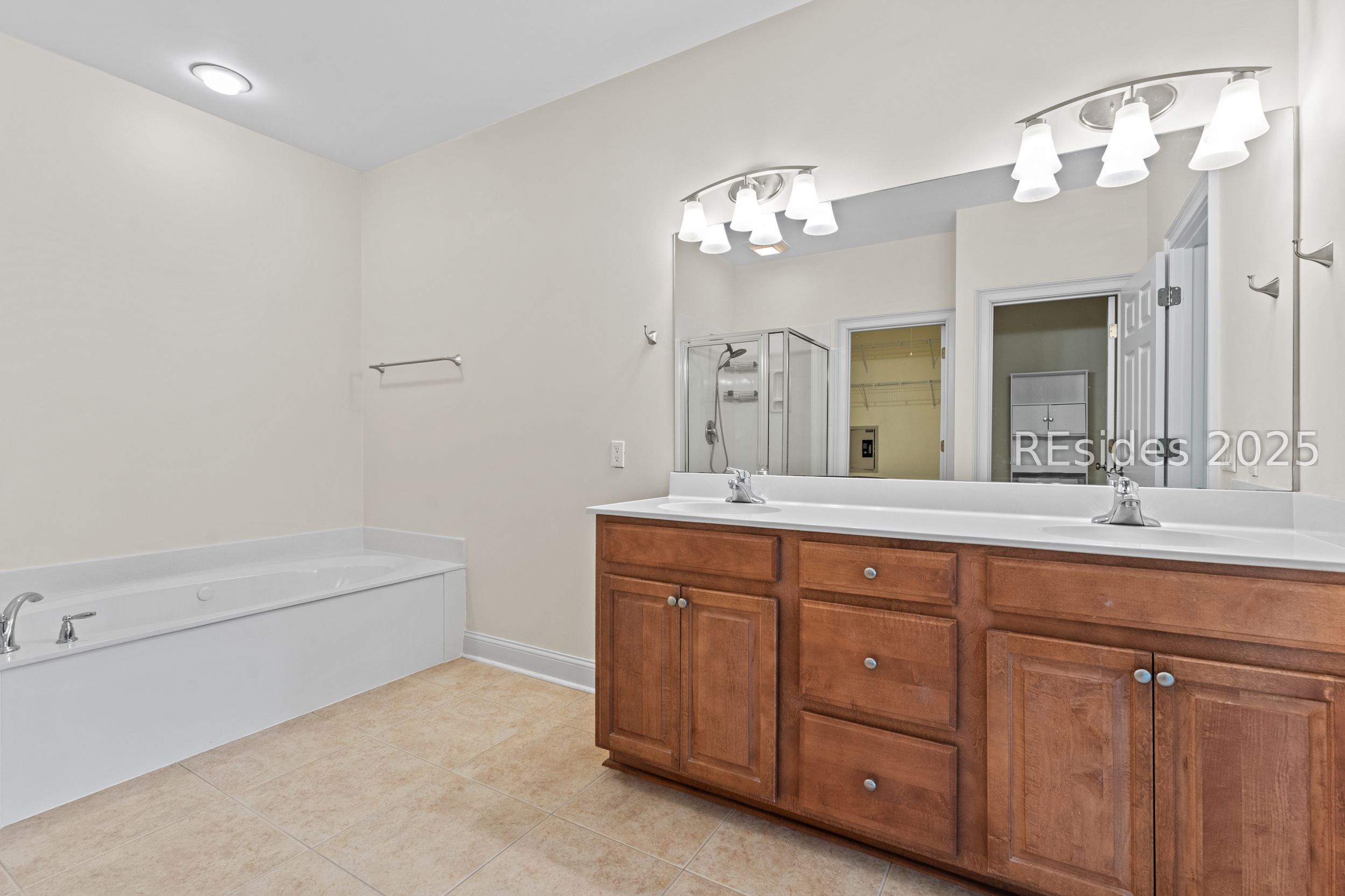 1 Gloucester Road, Unit O2 Hilton Head Island, SC 29928 - Photo 23 of 47