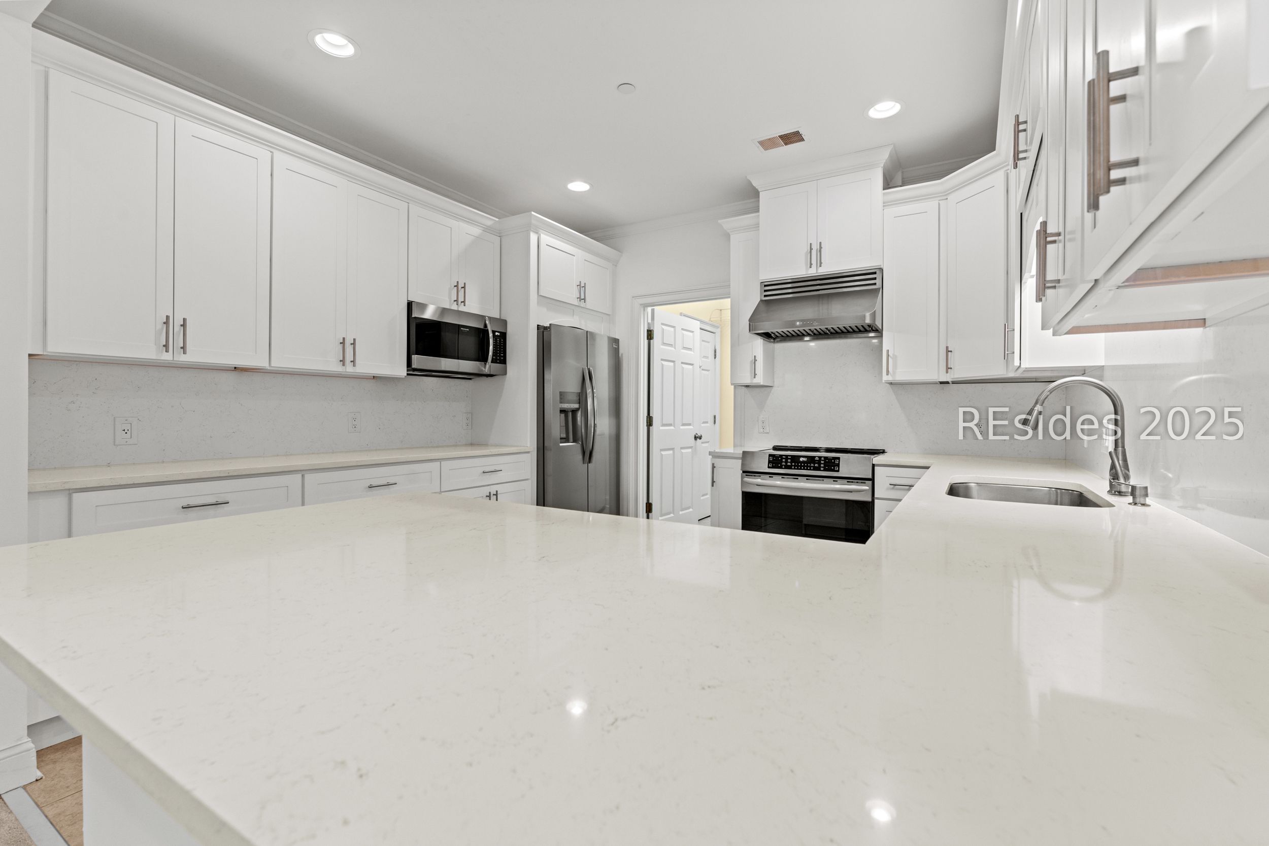 1 Gloucester Road, Unit O2 Hilton Head Island, SC 29928 - Photo 10 of 47