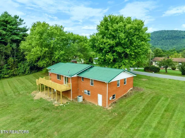 $285,000 | 320 Redbird Circle, Cumberland Gap, TN 37724