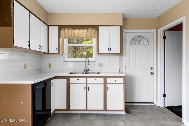 $285,000 | 320 Redbird Circle, Cumberland Gap, TN 37724