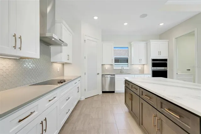 $900,000 | 132 New Leatherwood Drive, Palm Coast, FL 32137