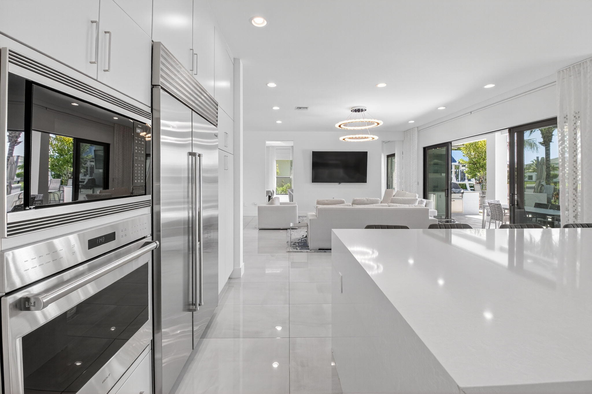 8858 Skyward Street Boca Raton, FL 33496 - Photo 19 of 116 Quartz and Quarzite countertops