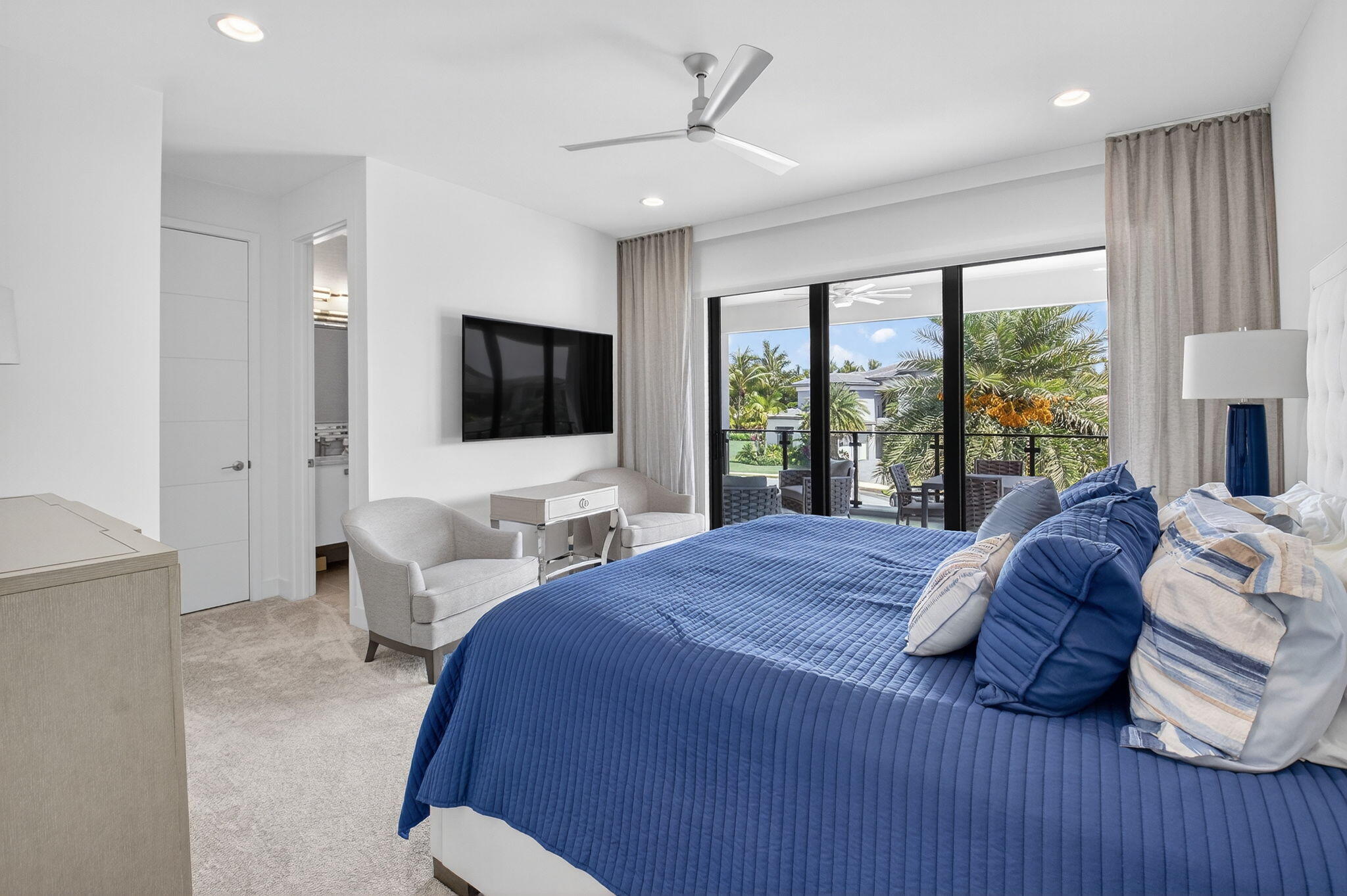 8858 Skyward Street Boca Raton, FL 33496 - Photo 37 of 116 Spacious guest room