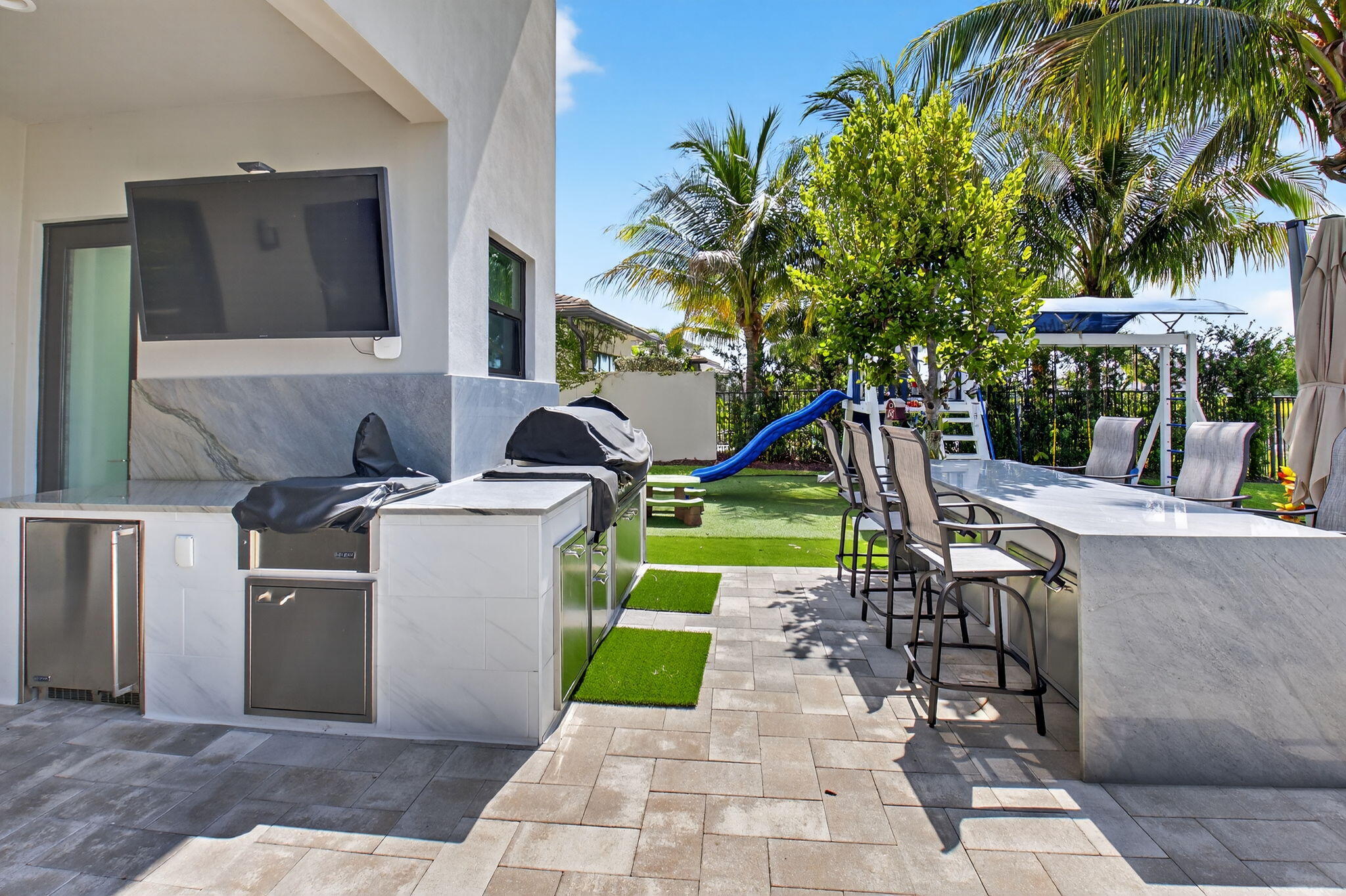 8858 Skyward Street Boca Raton, FL 33496 - Photo 73 of 116 Outdoor oasis