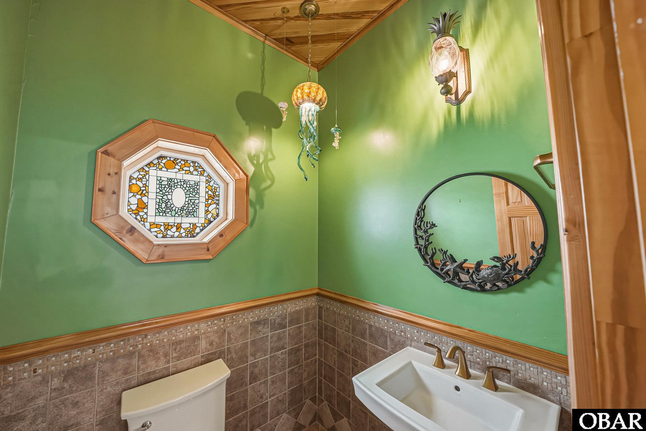 266 Cahoon Road Manns Harbor, NC 27953 - Photo 8 of 89 Foyer Half Bath