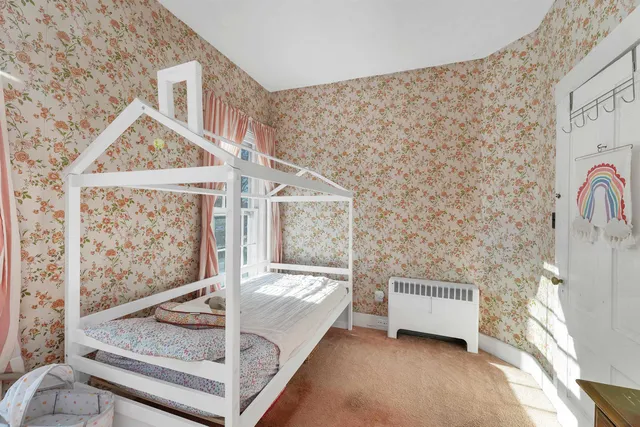 $699,000 | 27 Wentworth Avenue, Laconia, NH 03246