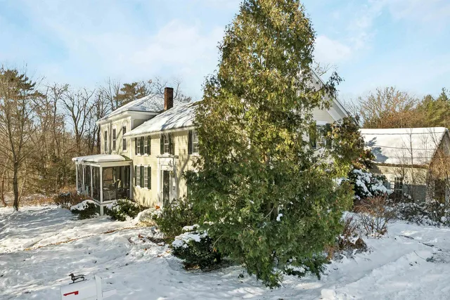 $699,000 | 27 Wentworth Avenue, Laconia, NH 03246