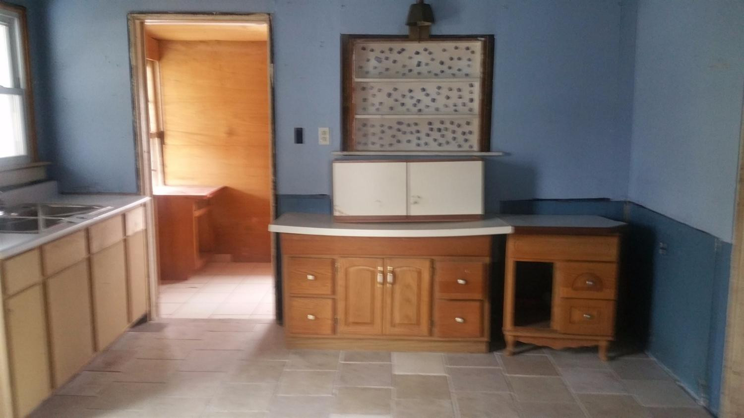 423 East Main Street Burgin, KY 40310 - Photo 8 of 15 Photo 8