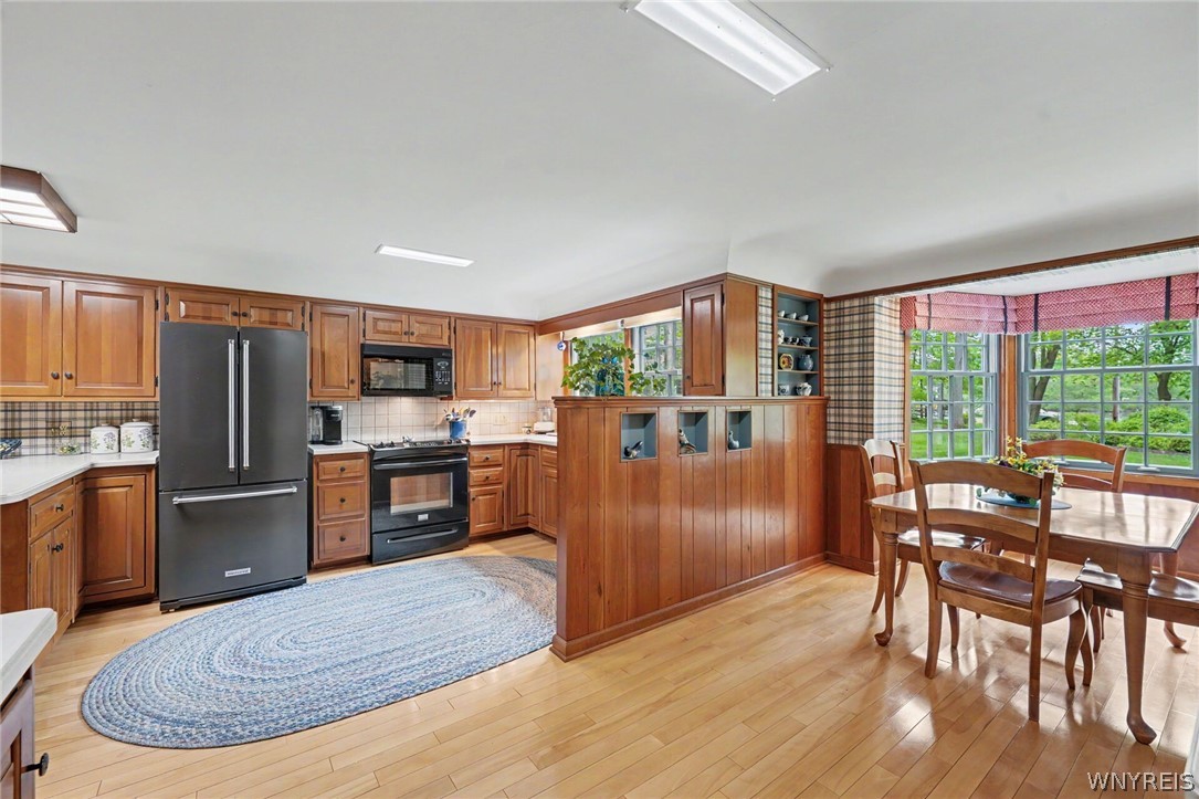 4233 Freeman Road Orchard Park, NY 14127 - Photo 13 of 50 Kitchen
