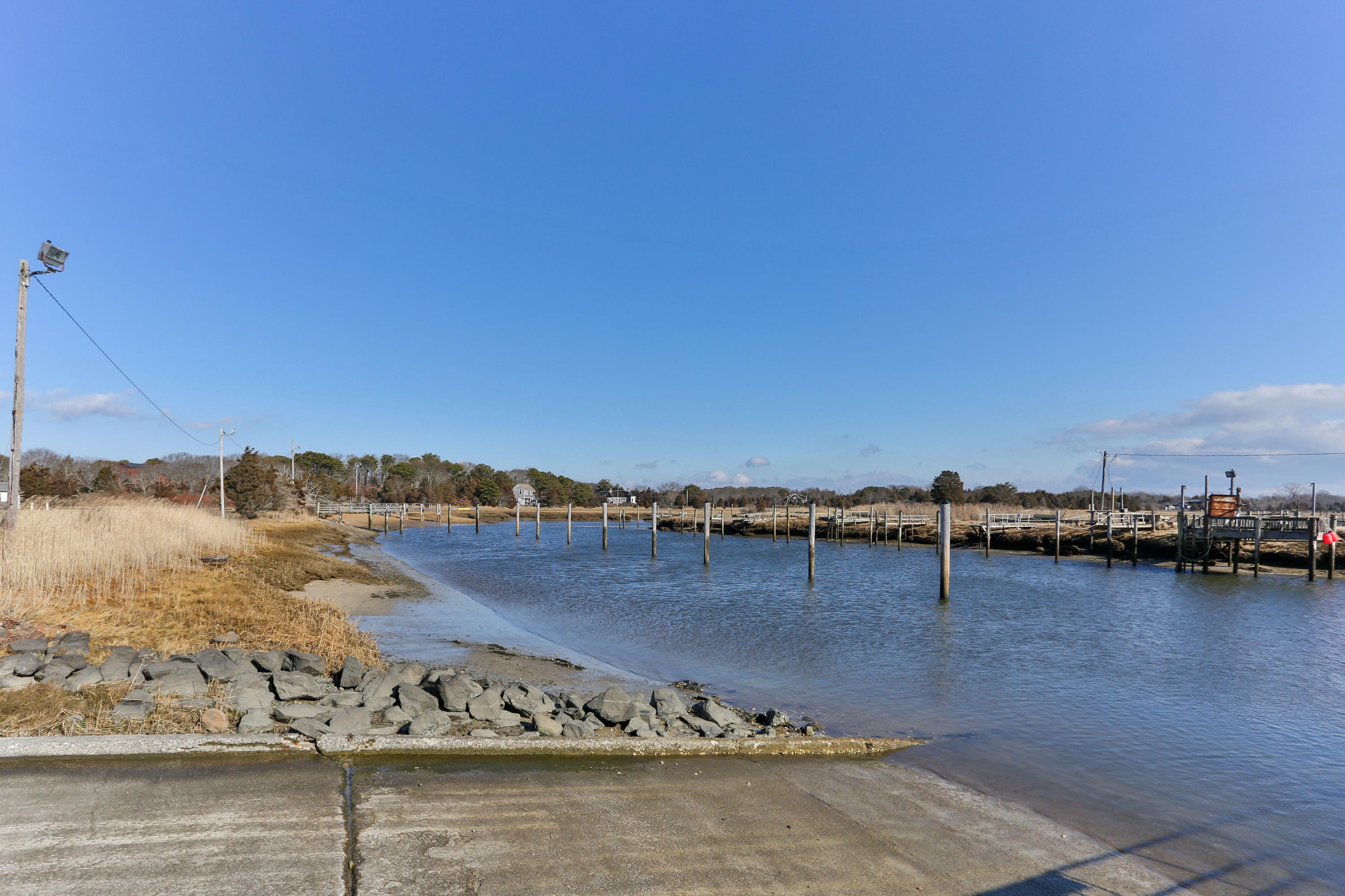 52 Dyer Prince Road Eastham, MA 02642 - Photo 33 of 35 52DyeLR-53