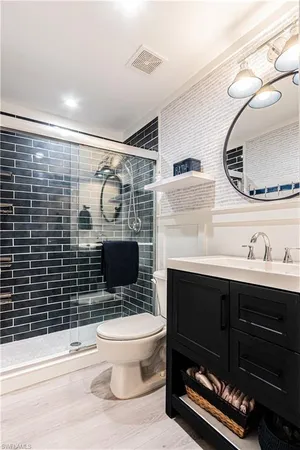 $624,900 | 6685 Everglades Boulevard North, Naples, FL 34120