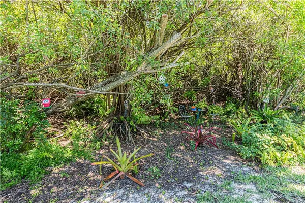 $624,900 | 6685 Everglades Boulevard North, Naples, FL 34120