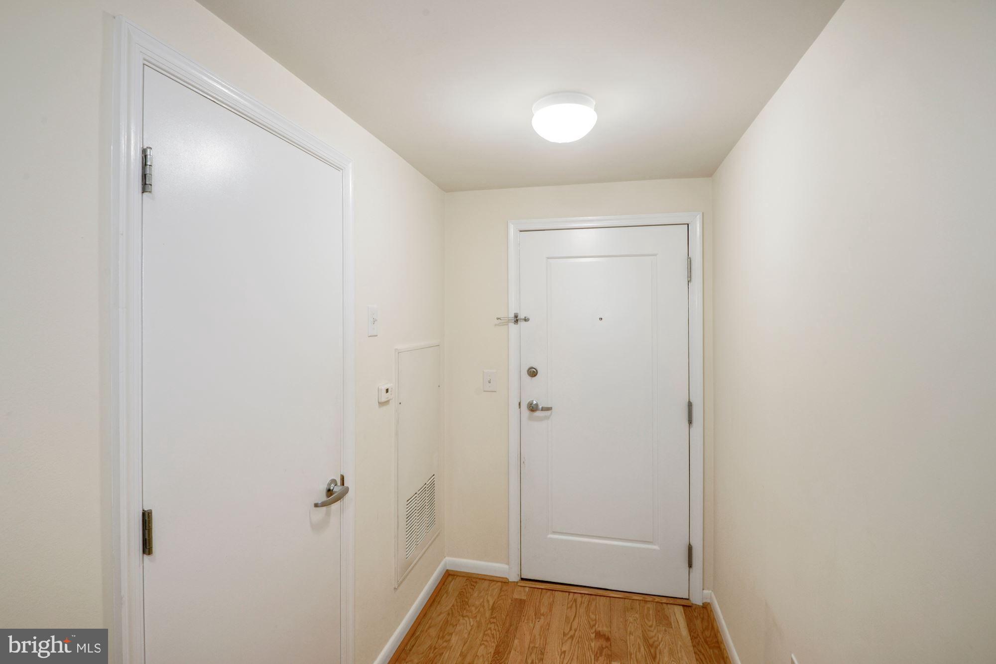 355 I Street Southwest, Unit S607 Washington, DC 20024 - Photo 2 of 27 a view of bathroom