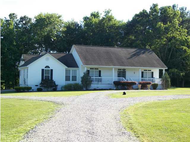 30 West Lake Road Ringgold, GA 30736 - Photo 1 of 23 Primary Photo