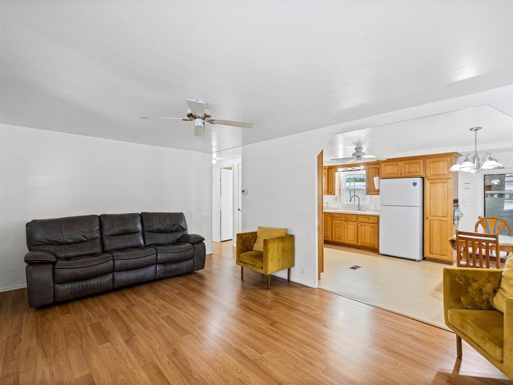 7366 1st Loop Avenue Brooksville, FL 34613 - Photo 13 of 48