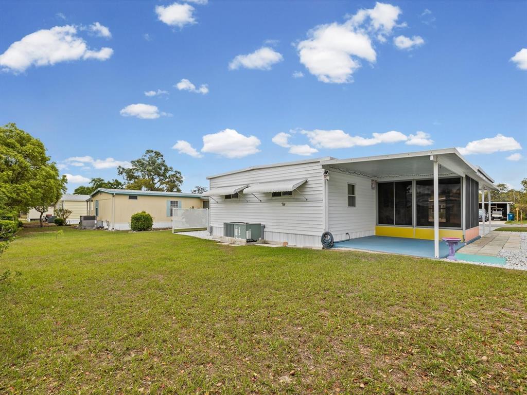 7366 1st Loop Avenue Brooksville, FL 34613 - Photo 9 of 48