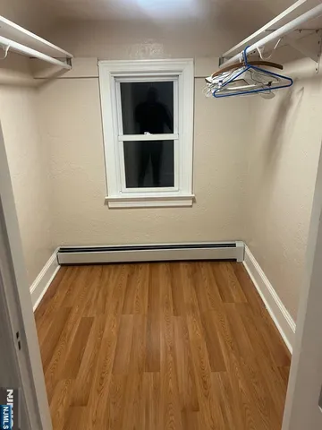 $3,300 | 34 Park Row, Unit 2, Wallington, NJ 07057