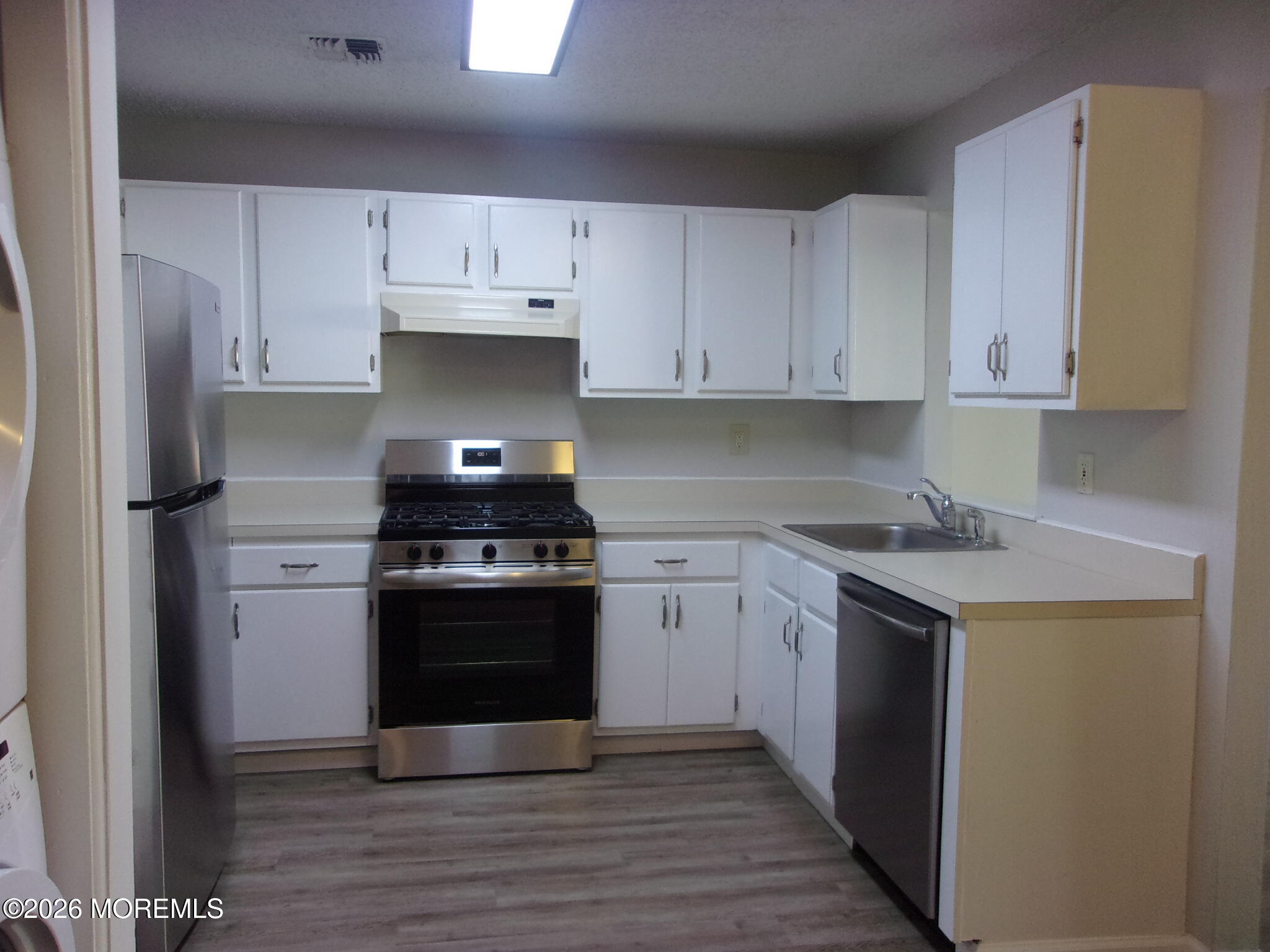 159 Tulip Lane Freehold, NJ 07728 - Photo 7 of 33 kitchen