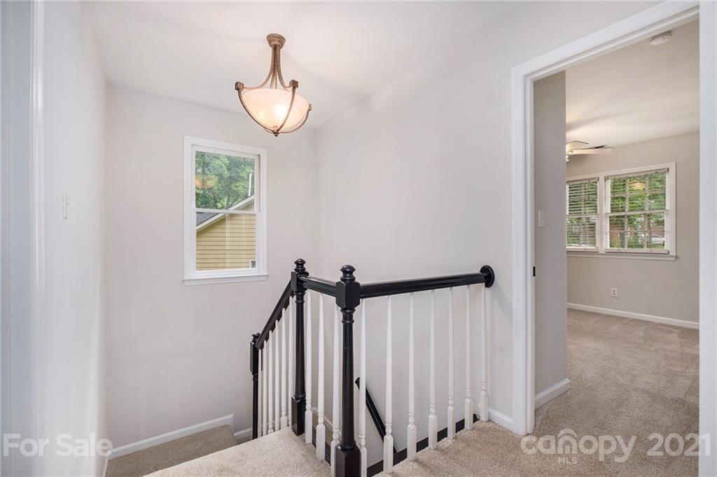 820 Lochridge Road Charlotte, NC 28209 - Photo 12 of 30 Gallery Image 12