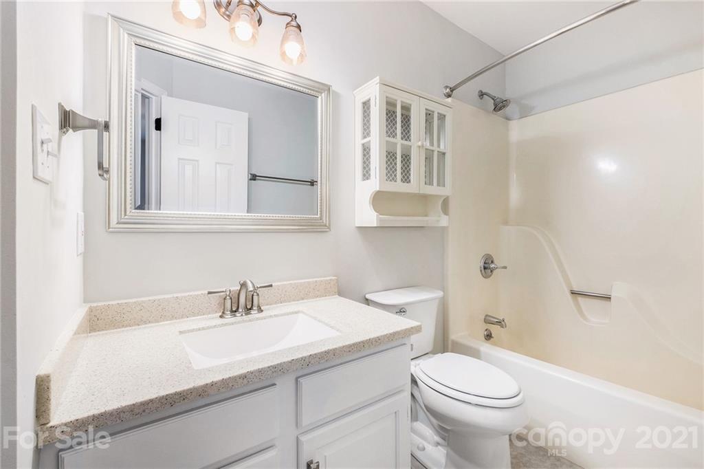 820 Lochridge Road Charlotte, NC 28209 - Photo 14 of 30 Gallery Image 14