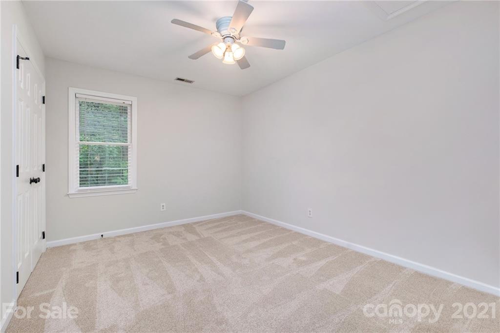 820 Lochridge Road Charlotte, NC 28209 - Photo 15 of 30 Gallery Image 15