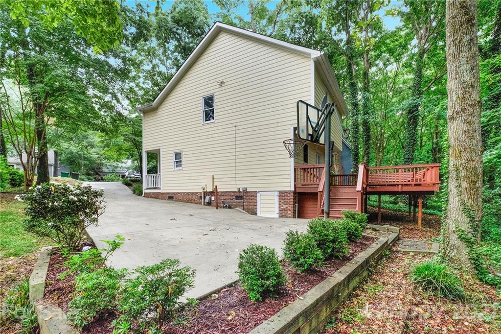 820 Lochridge Road Charlotte, NC 28209 - Photo 29 of 30 Gallery Image 29