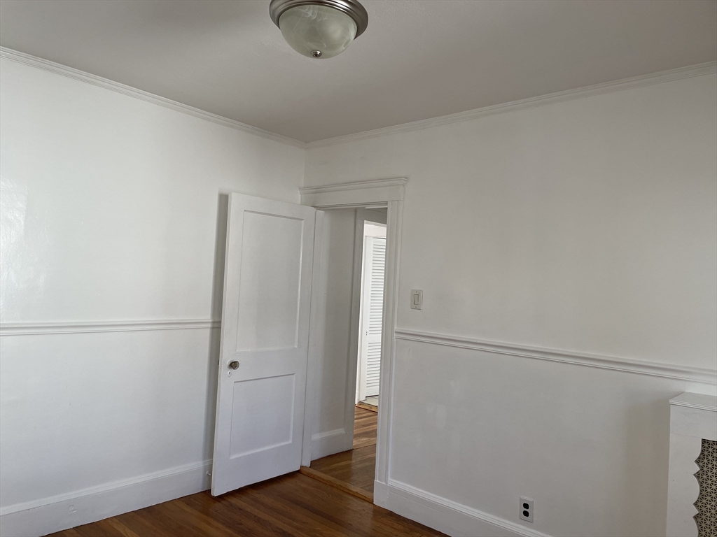 38 Hemlock Street, Unit 2 Arlington, MA 02474 - Photo 11 of 23