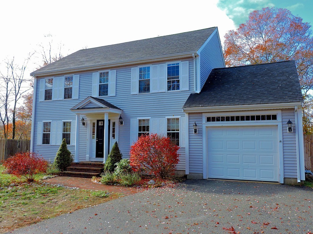 104 Westerly Road Plymouth, MA 02360 - Photo 5 of 26 Gallery Image 5